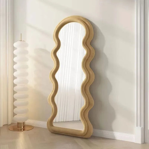 miroir ondulé design moderne pour un espace chic et funky - vue 9 sur 11