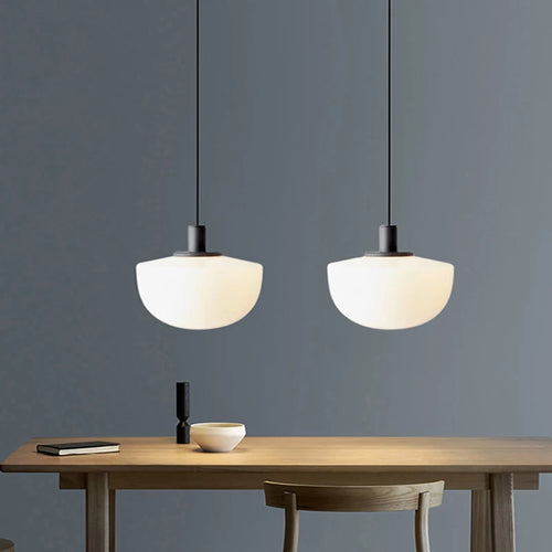lampe minimaliste suspendue en verre adaptée pour étude et chevet - vue 2 sur 12