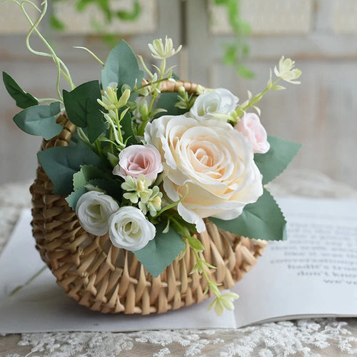 panier en rotin et osier pour fleurs et rangement - vue 4 sur 7