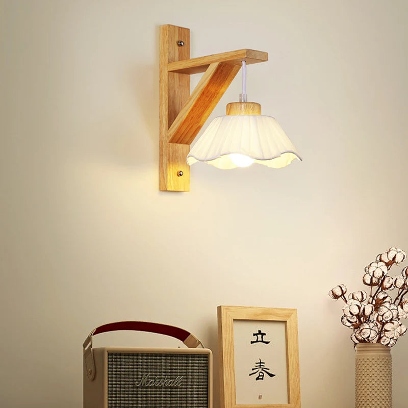 Japanese Wood Wall Lamp Wabi-sabi Style Bedside Light Fabric Lampshade Chinese Lantern Wall Light for Living Room Restaurant E27 - vue 3 sur 8