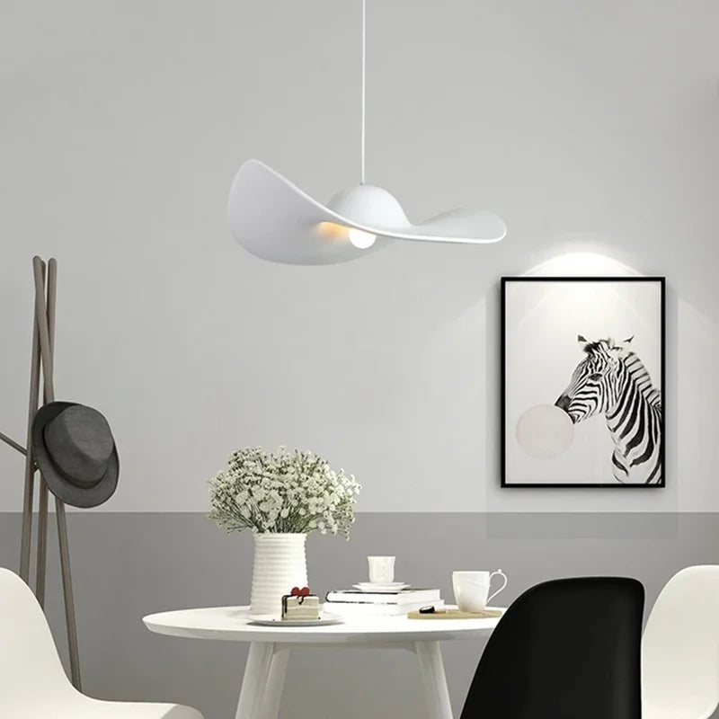 Italian Style LED Pendant Lamp For Kitchen Living Room Attic Bedroom Homestay Resin Straw Hat E27 Chandelier Home Improvement - vue 3 sur 10