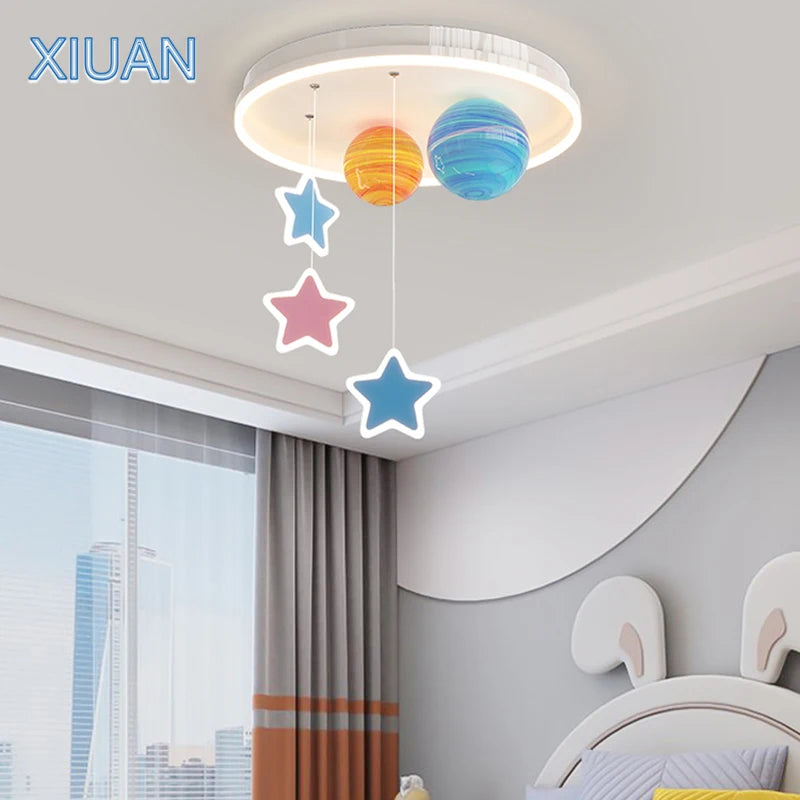 lustre créatif pour école maternelle en verre coloré planète univers étoile - vue 4 sur 7
