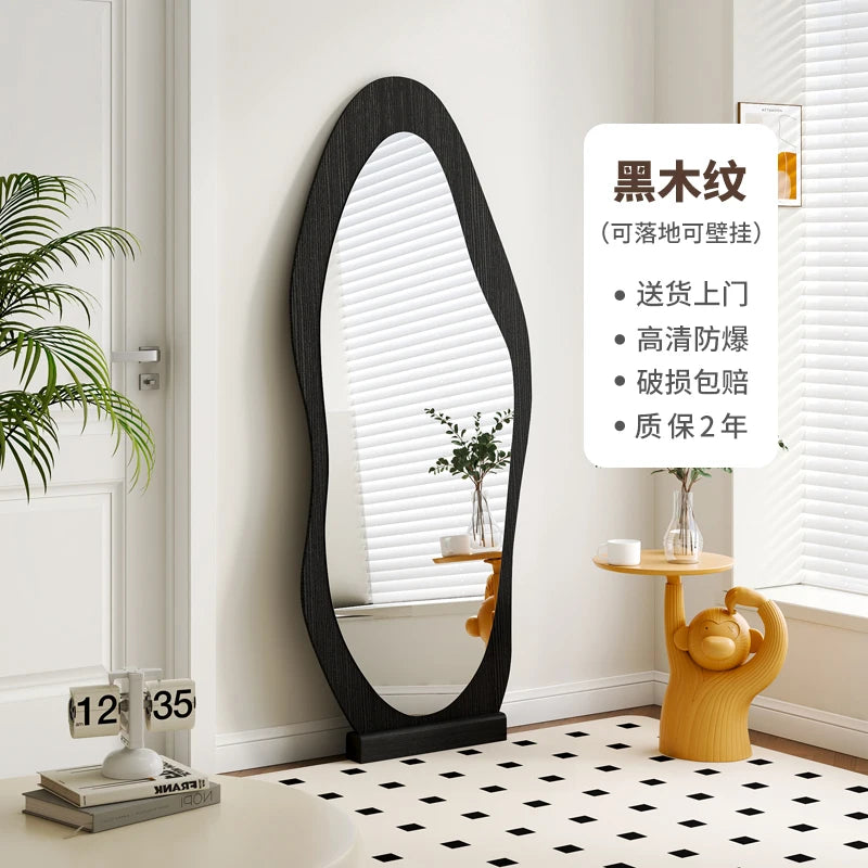 miroir décoratif minimaliste en bois pour intérieur esthétique