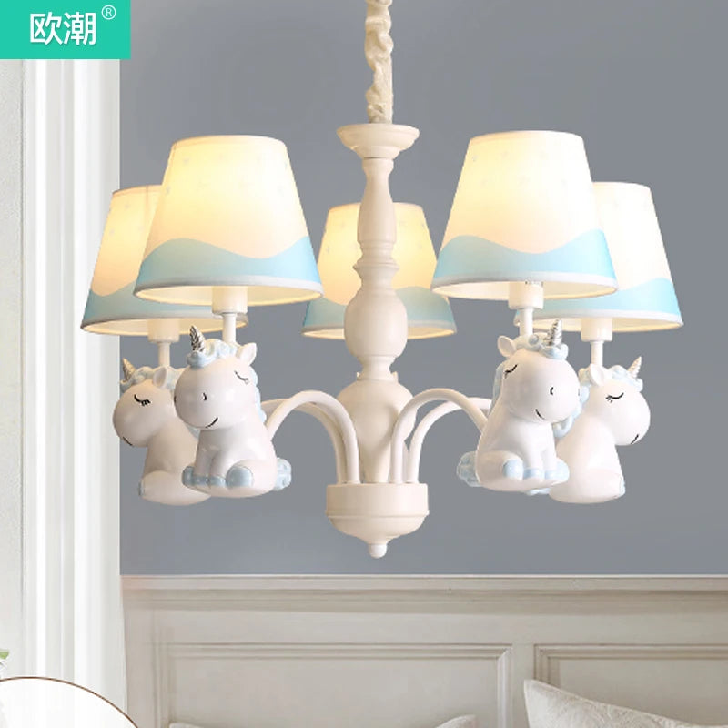 lustre licorne pour jardin d'enfants et chambre à coucher - vue 5 sur 11