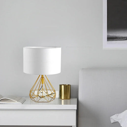 lampes de table géométriques rétro nordiques créatives pour décoration intérieure - vue 5 sur 10