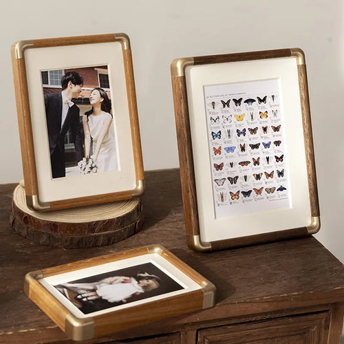 cadre photo en bois avec coin en cuivre pour décoration élégante - vue 5 sur 7