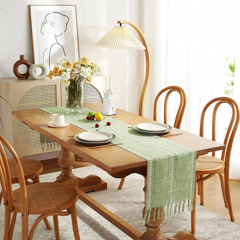 Chemin de table bohème tressé à franges rustique - vue 5 sur 7