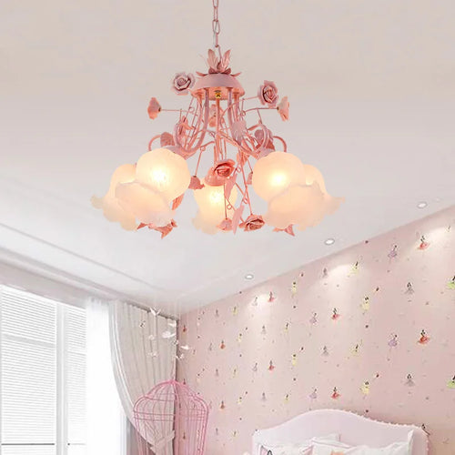lustre rose pour une ambiance enfantine lumineuse et douce - vue 4 sur 8