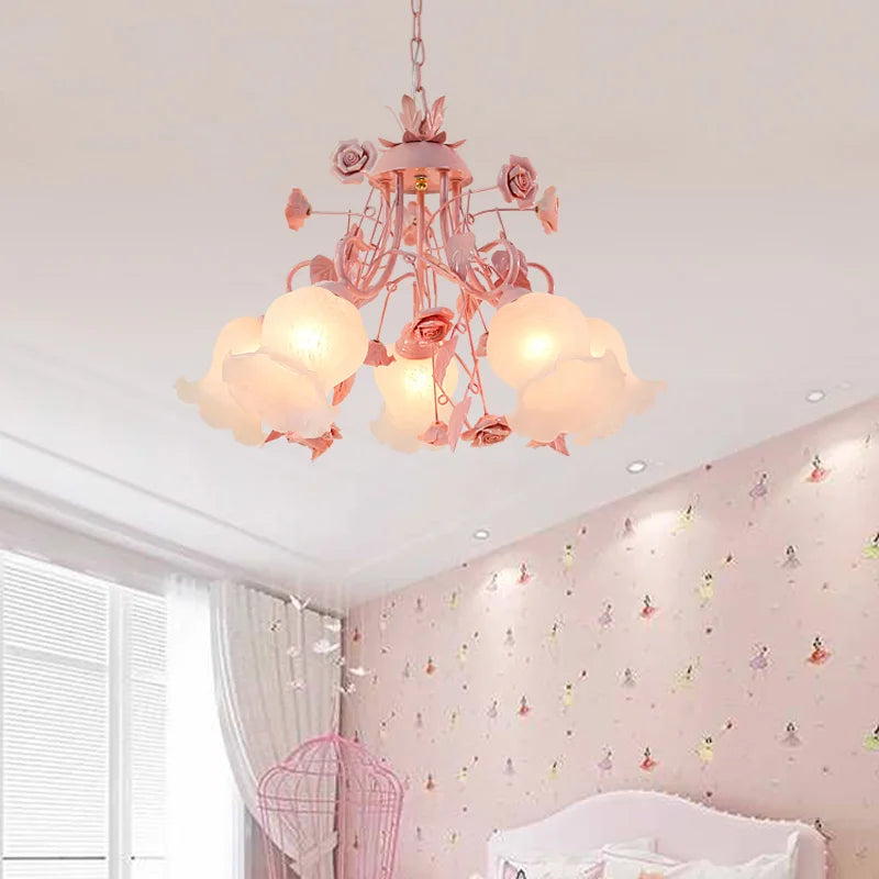 lustre rose pour une ambiance enfantine lumineuse et douce - vue 3 sur 8