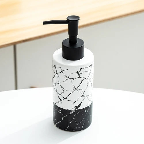 distributeur de savon en céramique avec pompe dorée pour salle de bain - vue 13 sur 17