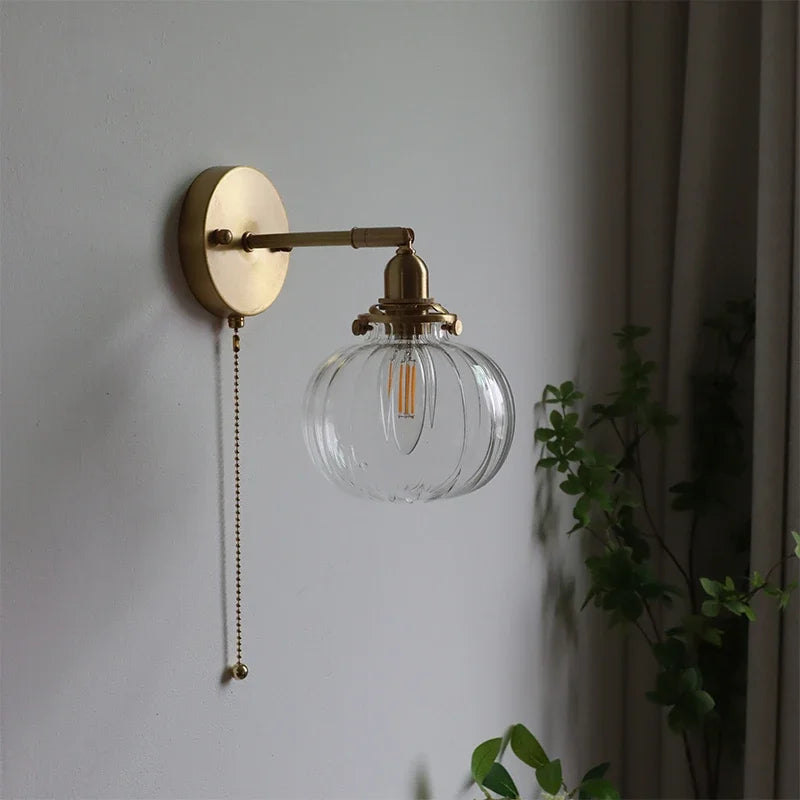 applique murale moderne avec chaîne de traction et boule de verre - vue 5 sur 22