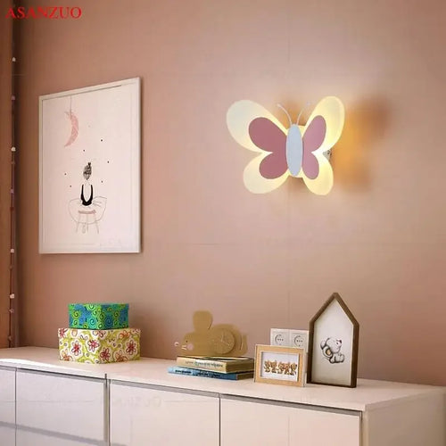 applique murale led papillon décorative pour chambre d'enfant - vue 2 sur 8