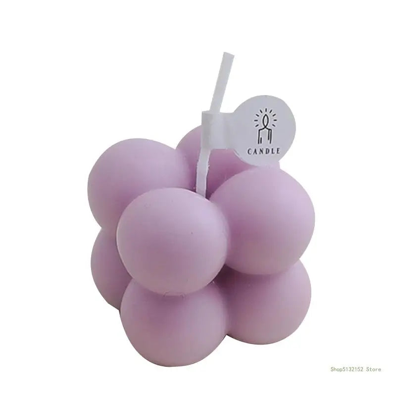 petite bougie parfumée en mini cube pour décorations festives - vue 11 sur 11