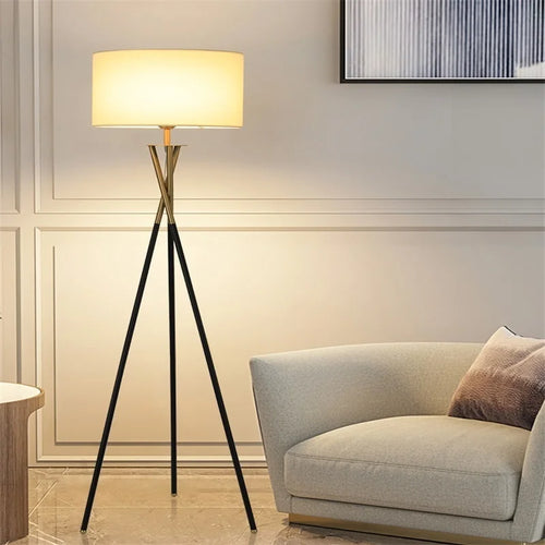 lampe de sol minimaliste de luxe avec table verticale réglable - vue 3 sur 14