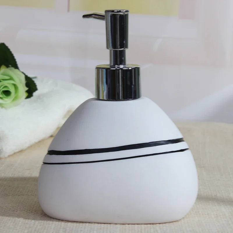 bouteille de savon liquide pour salle de bain d'hôtel - vue 12 sur 23