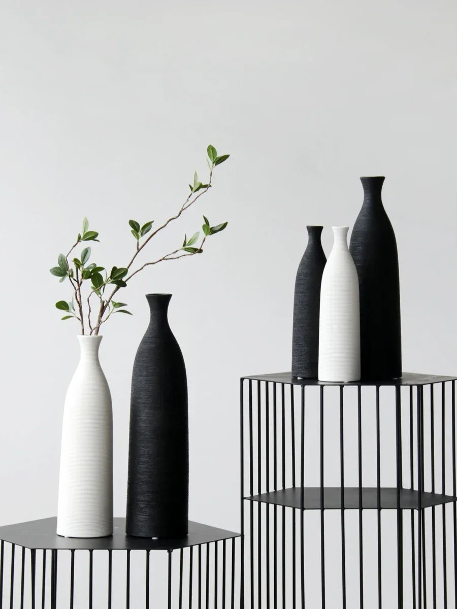 vase en céramique moderne pour décoration intérieure artisanale - vue 4 sur 15