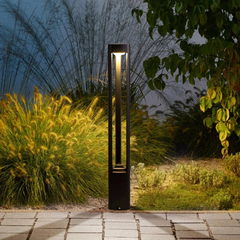 borne lumineuse led pour éclairage extérieur jardin terrasse et allée - vue 2 sur 13