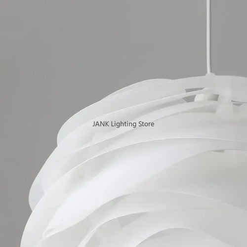 suspension en acrylique design danois pour décoration intérieure romantique - vue 7 sur 8