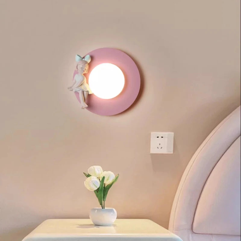 applique murale lumineuse pour chambre de fille moderne et chaleureuse - vue 2 sur 18