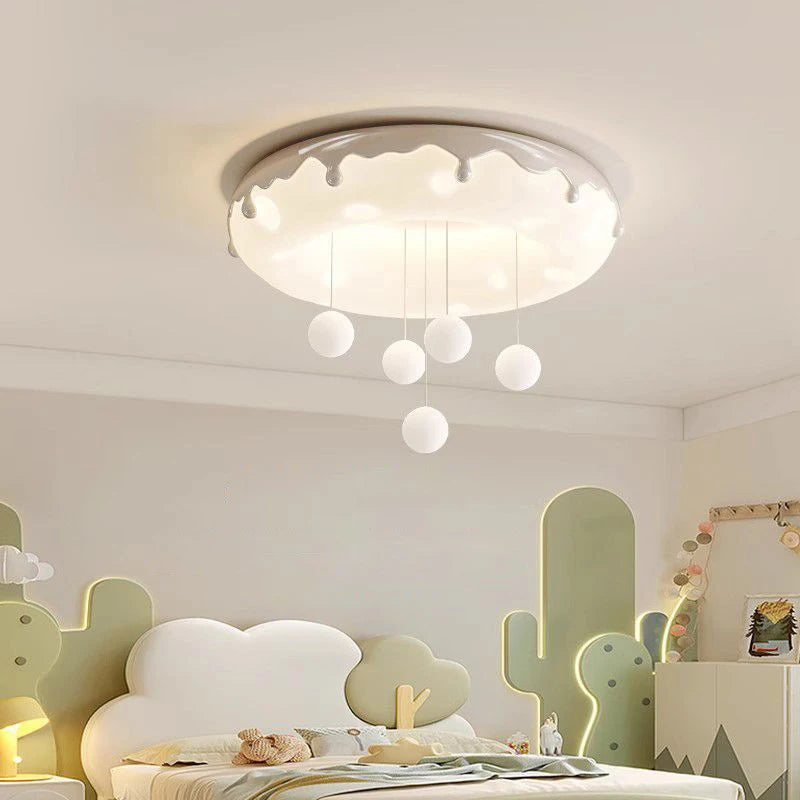 plafonnier en forme de beignet pour chambre d'enfant moderne et chaleureux - vue 1 sur 11