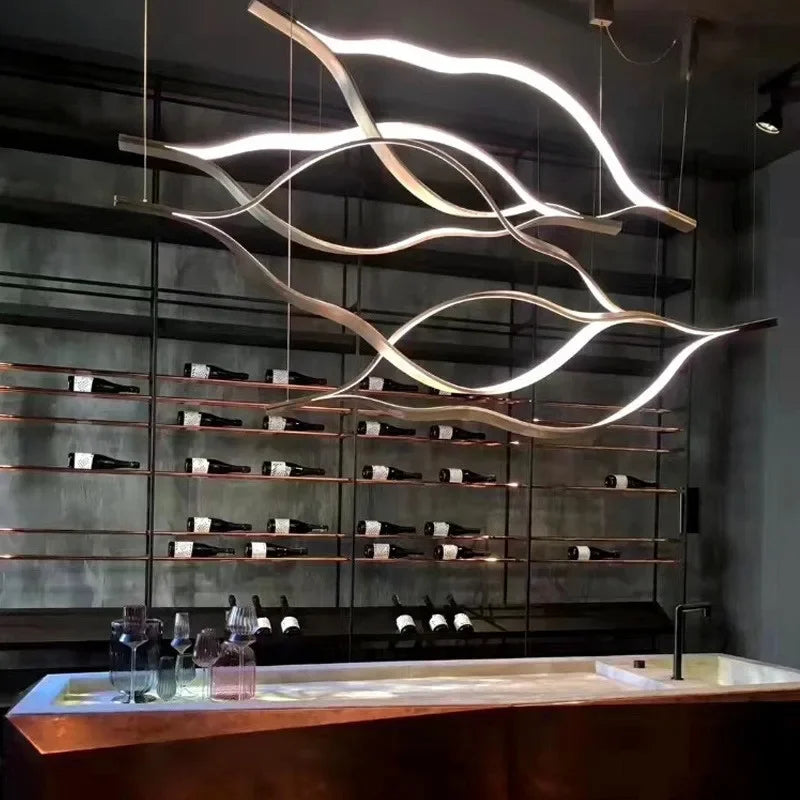 lustre led créatif postmoderne en forme de lèvre - vue 2 sur 11