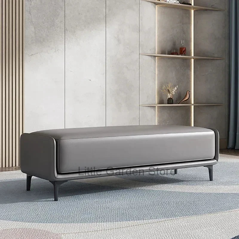 tabourets en cuir italien design pour salon et chambre - vue 3 sur 15