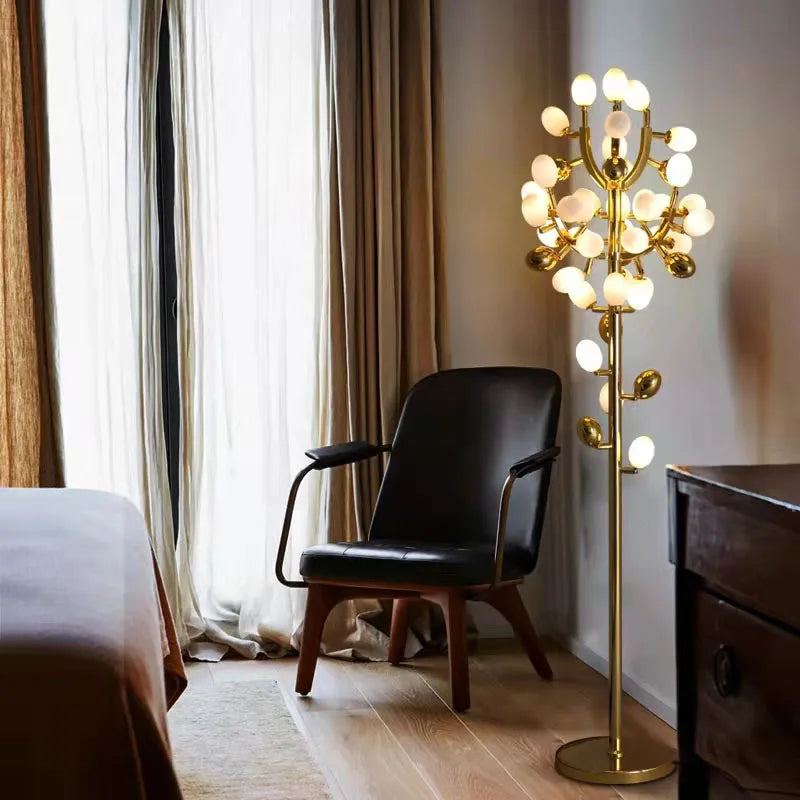 Nordic modern grape design LED floor lamp, gold G9 bulb, dining room, bedroom, sofa, white glass, home decoration floor lamp - vue 3 sur 7