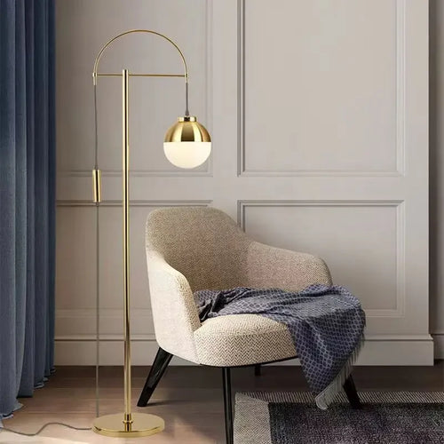 lampadaire rétro doré design nordique pour intérieur élégant - vue 3 sur 7