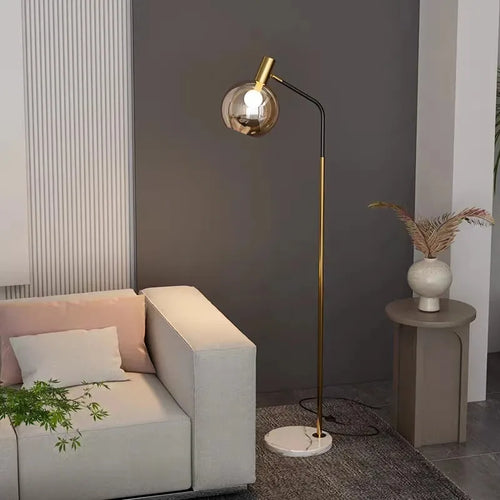 lampadaire doré et noir en métal et verre élégant - vue 3 sur 9