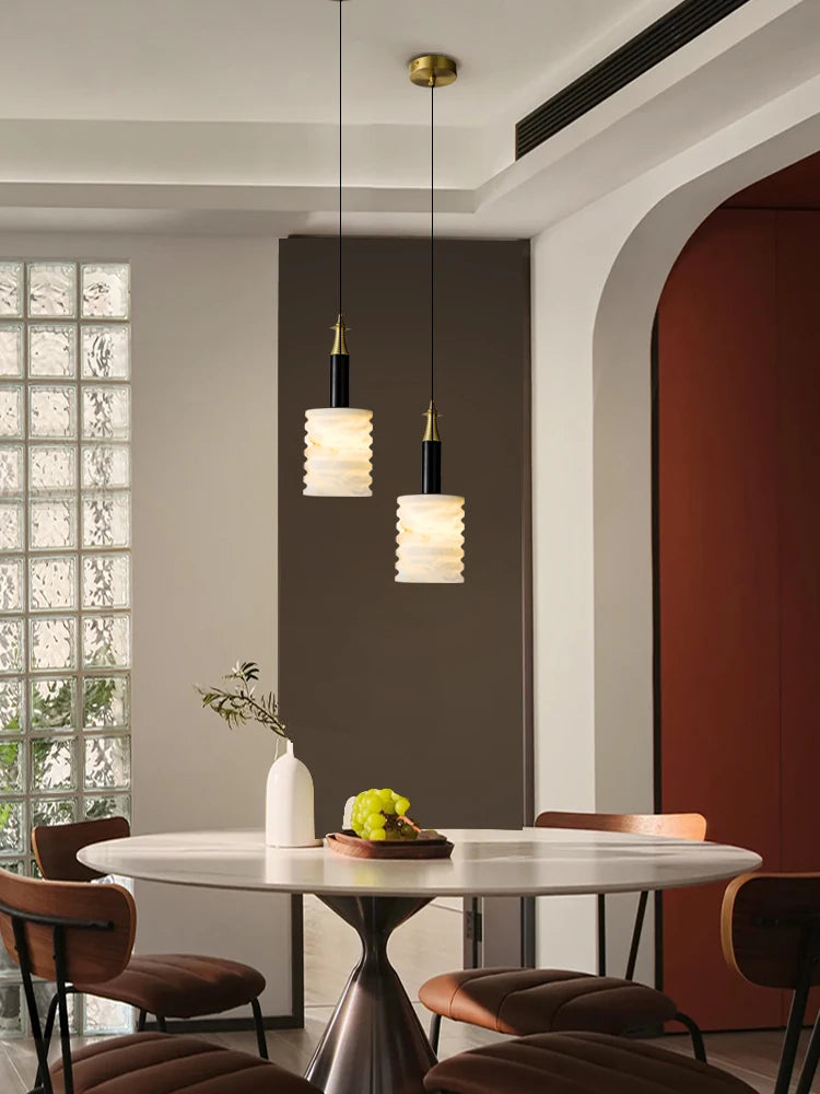 suspension moderne en pierre naturelle pour un éclairage minimaliste - vue 4 sur 8