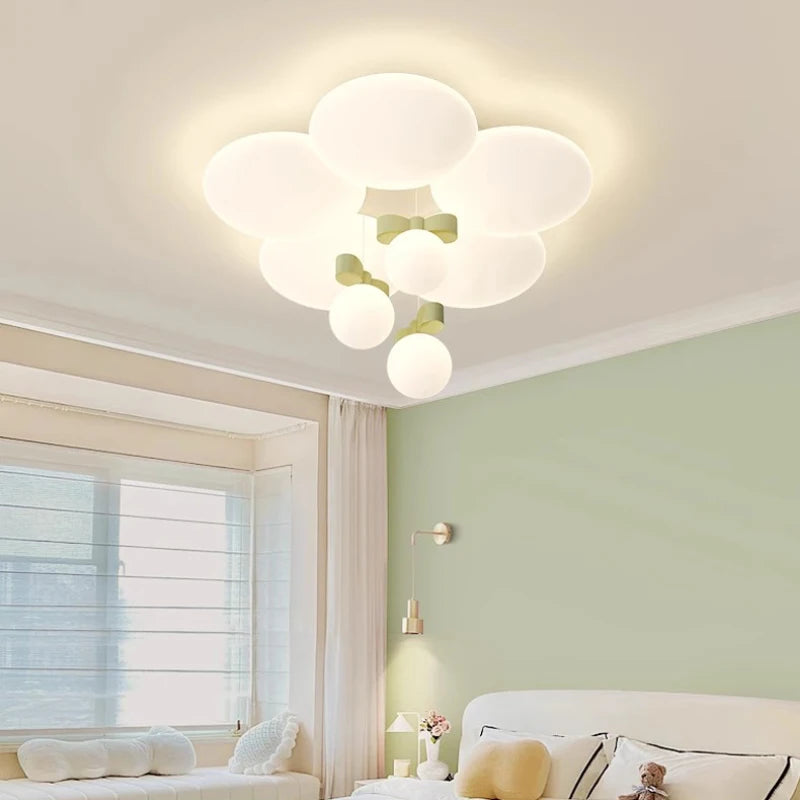 plafonnier fleuri moderne pour chambre d'enfant romantique et chaleureuse - vue 3 sur 6