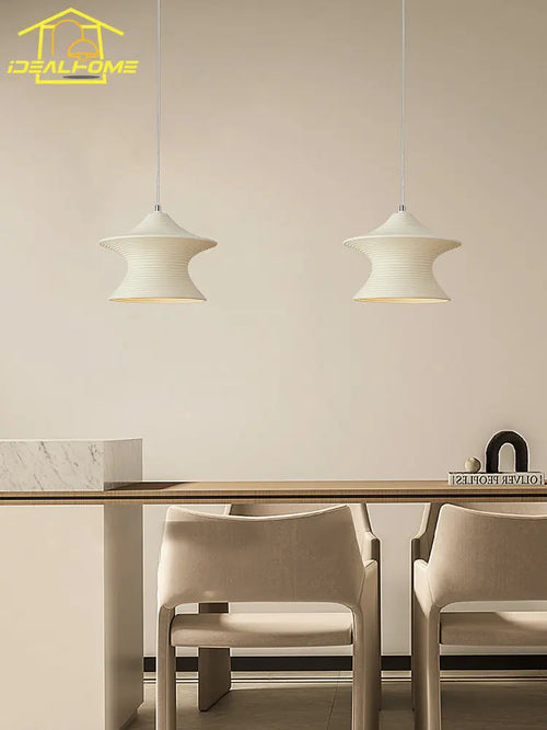 suspension moderne design nordique en résine LED pour ambiance chaleureuse - vue 2 sur 8