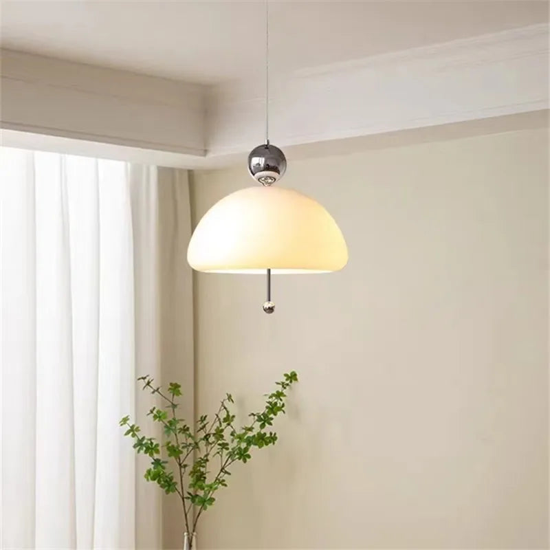 suspension bauhaus en verre blanc style médiéval pour intérieur élégant - vue 4 sur 11