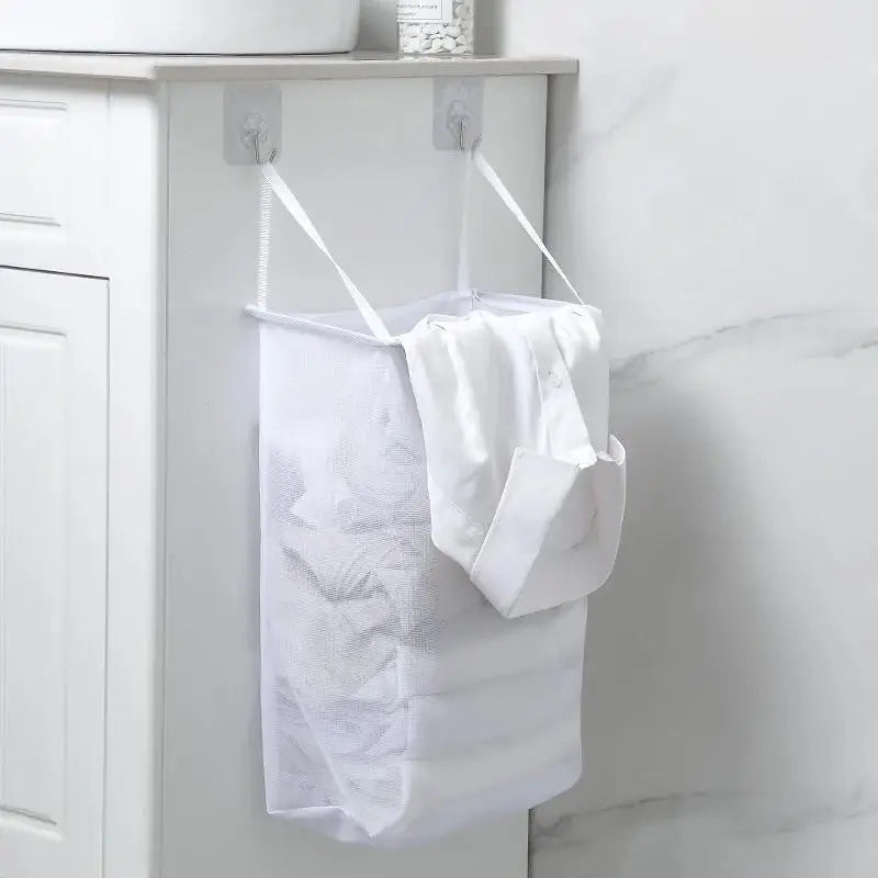 sac en filet suspendu pour rangement de vêtements sales - vue 5 sur 6
