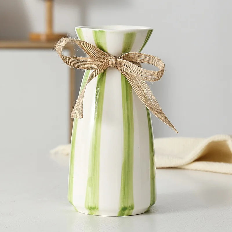 vase en céramique moderne avec nœud pour fleurs séchées - vue 4 sur 9