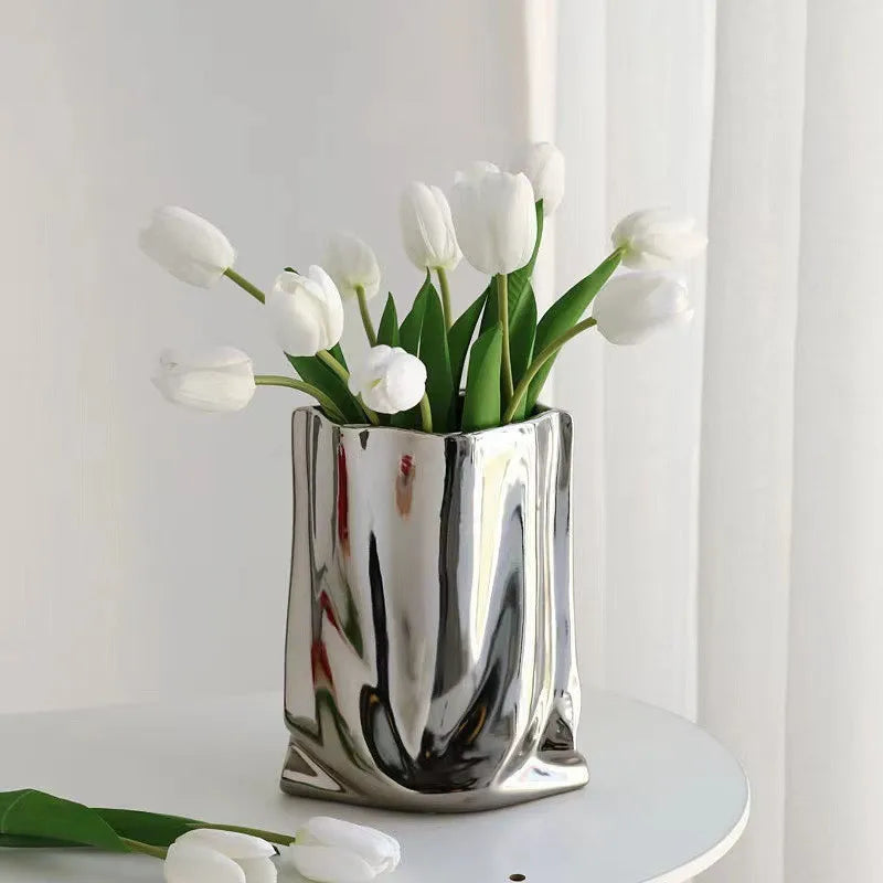 vase en céramique avec volants argentés pour fleurs décoratives - vue 2 sur 12