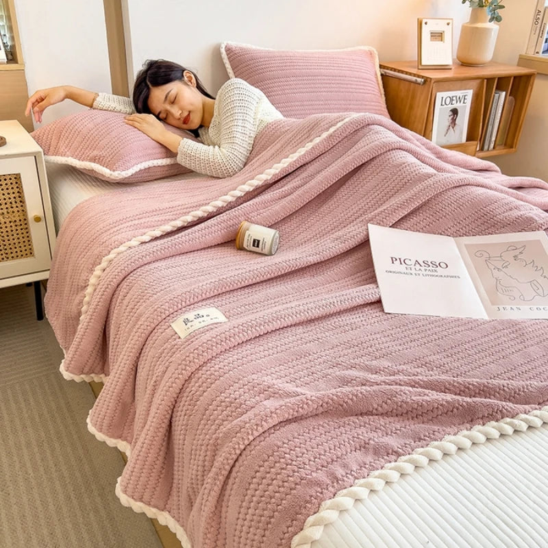 Plaid doux polaire uni pour canapé et lit - vue 5 sur 7