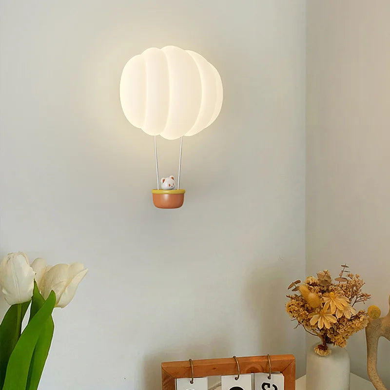 applique murale romantique forme ballon air chaud lampe décorative intérieure - vue 2 sur 8