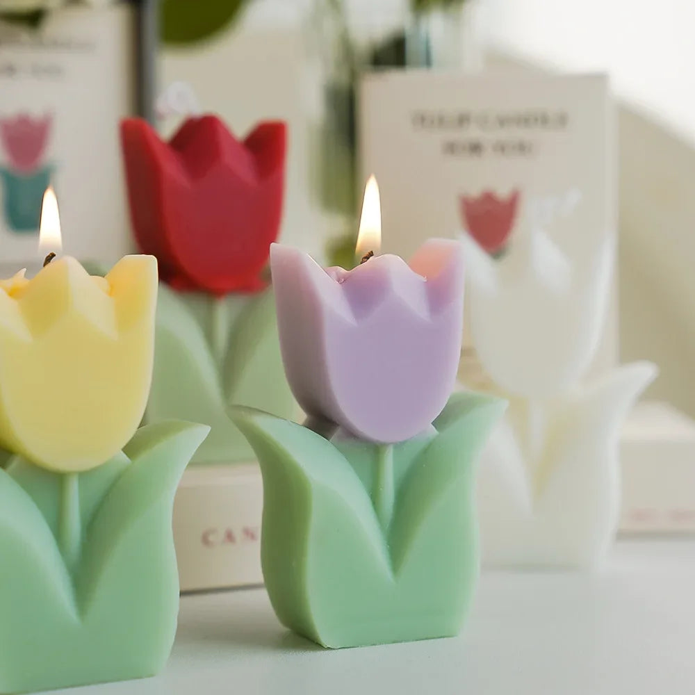 bougie tulipe artisanale parfumée pour décorations et aromathérapie - vue 2 sur 12