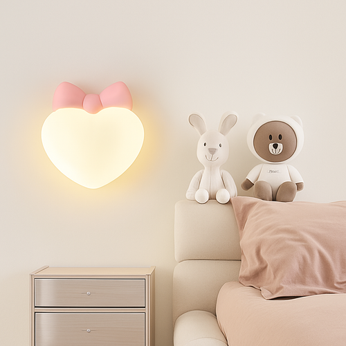 applique murale créatives pour enfants en forme de couronne et cœur - vue 3 sur 12