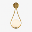 Applique murale design à LED dorée avec boule en verre blanc Shadow
