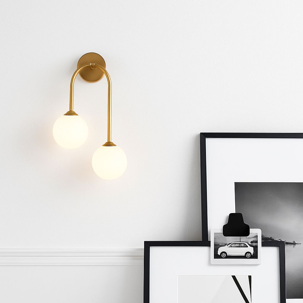 Applique murale LED moderne en verre laiteux - vue 3 sur 10