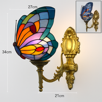 applique murale papillon décorative en vitrail style méditerranéen boho