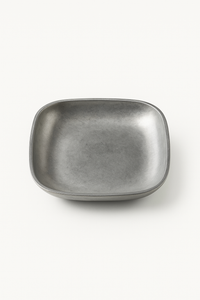 Assiettes plates inox style vintage nordique cuisine