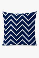 coussin-bleu-marine-g-om-trique-pour-un-int-rieur-l-gant-0.png