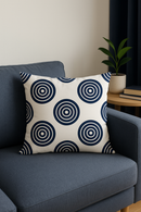 coussin bleu marine géométrique pour déco et canapé