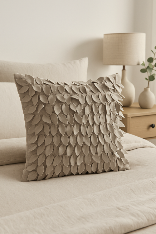 housse de coussin brodée 3d en forme de feuille décorative - vue 2 sur 2
