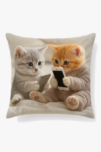 housse de coussin chatons mignons avec smartphones décorative