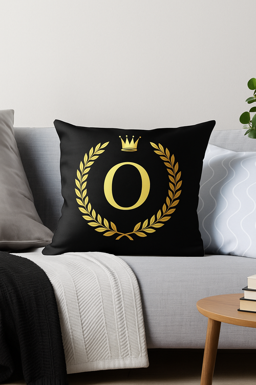 housse de coussin décorative à motif lettres noires et dorées - vue 2 sur 2