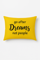 housse de coussin géométrique jaune pour décoration intérieure